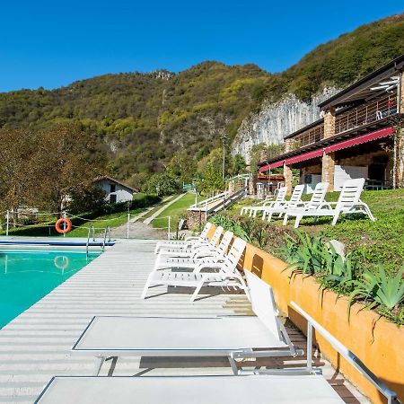 Beautiful Chalet With Swimming Pool In Lombardy Villa Marone Luaran gambar