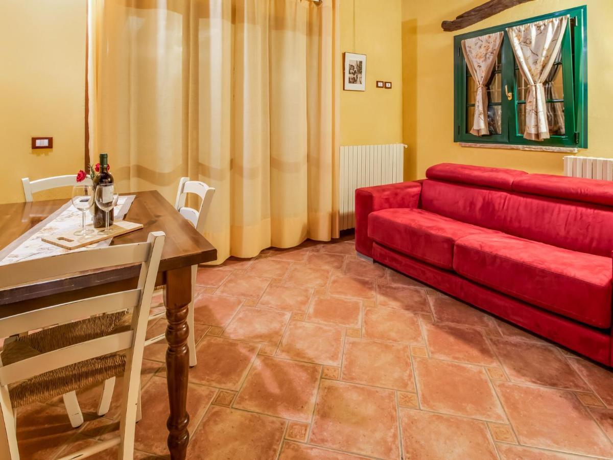 Beautiful Chalet With Swimming Pool In Lombardy Villa Marone Luaran gambar